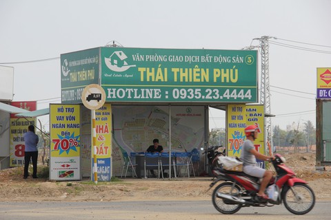Sau chỉ đạo của lãnh đạo Đà Nẵng, đất Hòa Xuân giảm nhiệt - Ảnh 2. Sau chỉ đạo của lãnh đạo Đà Nẵng, đất Hòa Xuân giảm nhiệt - Ảnh 2.