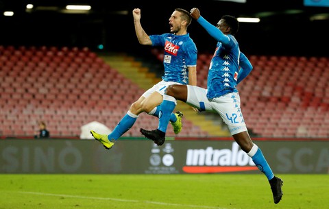 Mertens lập hat-trick, Napoli đè bẹp Empoli 5-1 - Ảnh 2. Mertens lập hat-trick, Napoli đè bẹp Empoli 5-1 - Ảnh 2.
