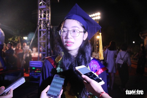 Thủ khoa tốt nghiệp: xin việc cũng rất khó khăn - Ảnh 4. Thủ khoa tốt nghiệp: xin việc cũng rất khó khăn - Ảnh 4.
