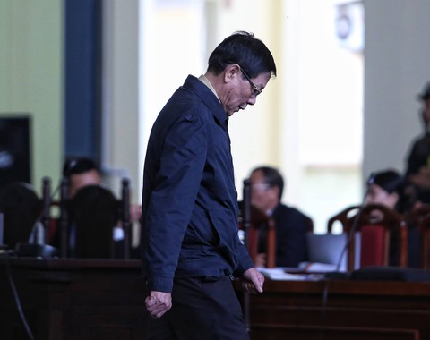 Ông Phan Văn Vĩnh xin vắng mặt khi tòa tuyên án - Ảnh 2. Ông Phan Văn Vĩnh xin vắng mặt khi tòa tuyên án - Ảnh 2.