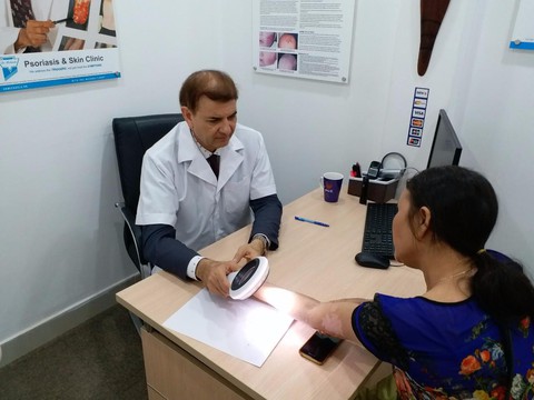 Kiểm soát hiệu quả bệnh vảy nến bằng thảo dược - Ảnh 1. Kiểm soát hiệu quả bệnh vảy nến bằng thảo dược - Ảnh 1.