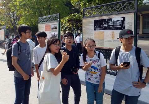 Ấn tượng về kiến trúc Pháp trên phố đi bộ Nguyễn Huệ - Ảnh 4. Ấn tượng về kiến trúc Pháp trên phố đi bộ Nguyễn Huệ - Ảnh 4.