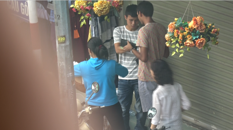 Phải ngăn chặn tận gốc nạn trấn lột du khách - Ảnh 4. Phải ngăn chặn tận gốc nạn trấn lột du khách - Ảnh 4.