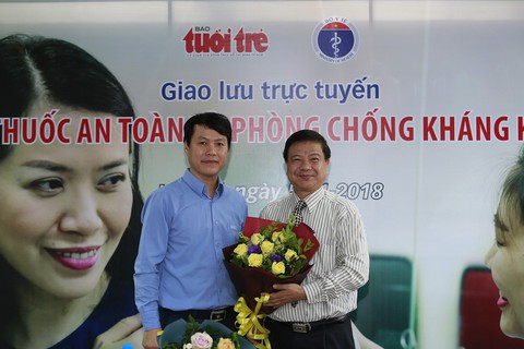 Dùng thuốc sao cho an toàn, tránh tai biến? - Ảnh 3. Dùng thuốc sao cho an toàn, tránh tai biến? - Ảnh 3.