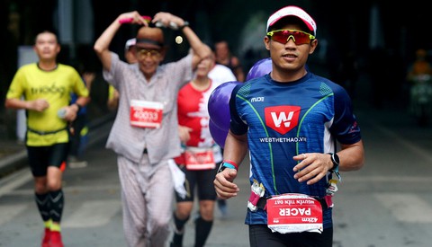 “Siêu nhân” chạy 100km sẽ thi đấu tại Kizuna Ekiden - Ảnh 1. “Siêu nhân” chạy 100km sẽ thi đấu tại Kizuna Ekiden - Ảnh 1.