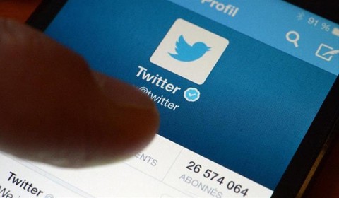 Twitter xóa cả chục ngàn ‘nick ảo’ chống Đảng Dân chủ - Ảnh 1. Twitter xóa cả chục ngàn ‘nick ảo’ chống Đảng Dân chủ - Ảnh 1.