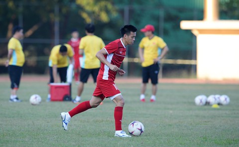 Văn Quyết: Tuyển VN không có áp lực trước AFF Cup 2018 - Ảnh 1. Văn Quyết: Tuyển VN không có áp lực trước AFF Cup 2018 - Ảnh 1.