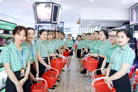 Hasaki “phủ xanh” thành phố bằng chi nhánh thứ 4 - Ảnh 1. Hasaki “phủ xanh” thành phố bằng chi nhánh thứ 4 - Ảnh 1.