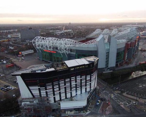 MU định lưu trú tại khách sạn gần Old Trafford vì sợ... trễ giờ - Ảnh 1. MU định lưu trú tại khách sạn gần Old Trafford vì sợ... trễ giờ - Ảnh 1.