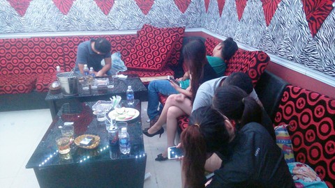 Khán phòng chết lặng với đoạn phim ngắn đáng sợ của tuổi 15-21 - Ảnh 1. Khán phòng chết lặng với đoạn phim ngắn đáng sợ của tuổi 15-21 - Ảnh 1.