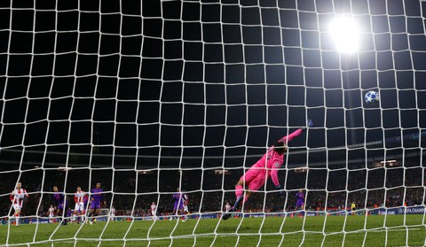 Thua sốc CLB của Serbia, Liverpool tự gây khó ở Champions League - Ảnh 3. Thua sốc CLB của Serbia, Liverpool tự gây khó ở Champions League - Ảnh 3.