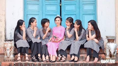 Nhộn nhịp làng dệt choàng trăm tuổi ở miền Tây - Ảnh 6. Nhộn nhịp làng dệt choàng trăm tuổi ở miền Tây - Ảnh 6.
