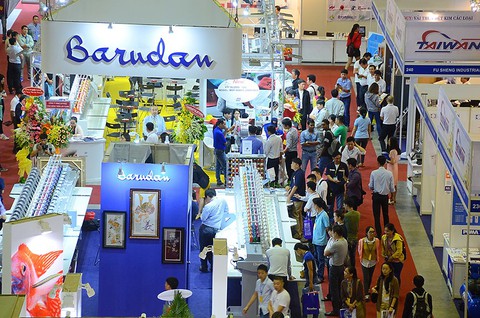 Rộng cửa cho ngành dệt may – da giày Việt Nam - Ảnh 1. Rộng cửa cho ngành dệt may – da giày Việt Nam - Ảnh 1.