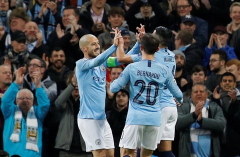 Jesus lập hat-trick, M.C đại thắng 6 sao trước Shakhtar Donetsk - Ảnh 1. Jesus lập hat-trick, M.C đại thắng 6 sao trước Shakhtar Donetsk - Ảnh 1.