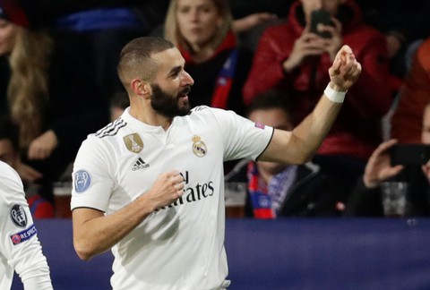 Đè bẹp Viktoria Plzen 5-0, R.M tiếp tục hồi sinh cùng HLV Solari - Ảnh 1. Đè bẹp Viktoria Plzen 5-0, R.M tiếp tục hồi sinh cùng HLV Solari - Ảnh 1.