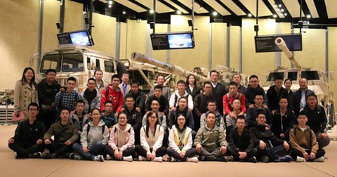 Trung Quốc gom học sinh ‘đỉnh’ nhất về dạy chế vũ khí AI - Ảnh 2. Trung Quốc gom học sinh ‘đỉnh’ nhất về dạy chế vũ khí AI - Ảnh 2.