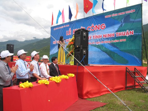 Ninh Thuận mưa ít, các hồ chứa tiếp tục trơ đáy - Ảnh 6. Ninh Thuận mưa ít, các hồ chứa tiếp tục trơ đáy - Ảnh 6.