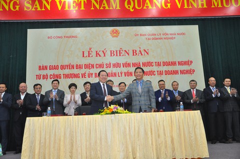555.000 tỉ đồng vốn nhà nước chuyển về siêu ủy ban - Ảnh 1. 555.000 tỉ đồng vốn nhà nước chuyển về siêu ủy ban - Ảnh 1.