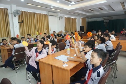 Trường tiểu học TP.HCM mời phụ huynh dự giờ học của con - Ảnh 1. Trường tiểu học TP.HCM mời phụ huynh dự giờ học của con - Ảnh 1.