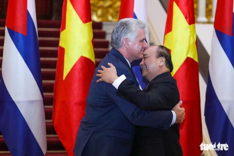 Chùm ảnh Chủ tịch Cuba Miguel Díaz-Canel thăm Việt Nam - Ảnh 10. Chùm ảnh Chủ tịch Cuba Miguel Díaz-Canel thăm Việt Nam - Ảnh 10.