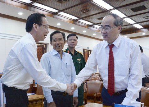 Đánh giá cán bộ để chi thu nhập tăng thêm cần công bằng, công tâm - Ảnh 4. Đánh giá cán bộ để chi thu nhập tăng thêm cần công bằng, công tâm - Ảnh 4.