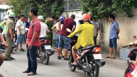 Công an khu vực bị đánh chết khi đi xe máy - Ảnh 1. Công an khu vực bị đánh chết khi đi xe máy - Ảnh 1.