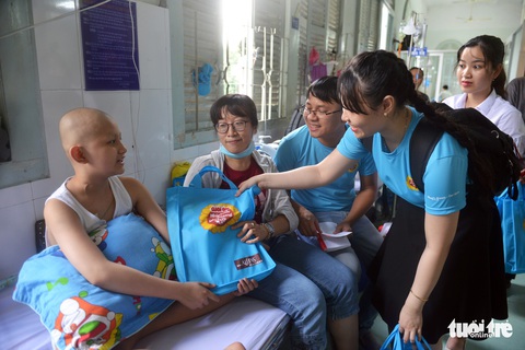 Ngày hội hoa hướng dương Ước mơ của Thúy đã sẵn sàng! - Ảnh 3. Ngày hội hoa hướng dương Ước mơ của Thúy đã sẵn sàng! - Ảnh 3.