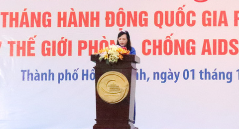 Mỗi năm có khoảng 3.500 người Việt chết vì HIV/AIDS - Ảnh 1. Mỗi năm có khoảng 3.500 người Việt chết vì HIV/AIDS - Ảnh 1.