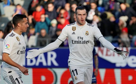 Gareth Bale lập siêu phẩm, Real Madrid thắng chật vật đội cuối bảng Huesca - Ảnh 1. Gareth Bale lập siêu phẩm, Real Madrid thắng chật vật đội cuối bảng Huesca - Ảnh 1.