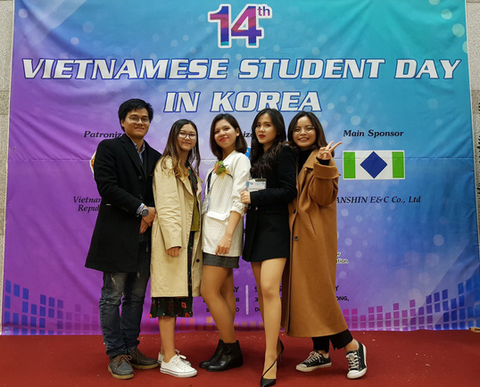 Trí thức trẻ Việt Nam cần linh hoạt khi hội nhập quốc tế - Ảnh 2. Trí thức trẻ Việt Nam cần linh hoạt khi hội nhập quốc tế - Ảnh 2.