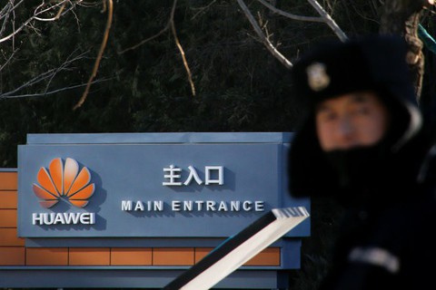 Giám đốc tài chính Huawei bị bắt: nguy cơ chiến tranh lạnh công nghệ? - Ảnh 1. Giám đốc tài chính Huawei bị bắt: nguy cơ chiến tranh lạnh công nghệ? - Ảnh 1.