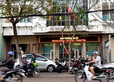 Nhiều lãnh đạo ngành thuế Bình Định tiếp tay doanh nghiệp trốn thuế - Ảnh 1. Nhiều lãnh đạo ngành thuế Bình Định tiếp tay doanh nghiệp trốn thuế - Ảnh 1.