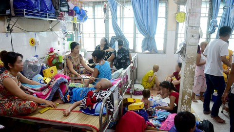 Cơn lốc ung thư: năm 2018, thêm 164.000 người mới - Ảnh 1. Cơn lốc ung thư: năm 2018, thêm 164.000 người mới - Ảnh 1.