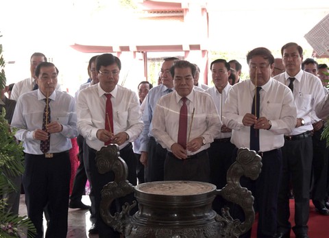 Khánh thành đền thờ 10 anh hùng liệt sĩ khởi nghĩa Hòn Khoai - Ảnh 2. Khánh thành đền thờ 10 anh hùng liệt sĩ khởi nghĩa Hòn Khoai - Ảnh 2.