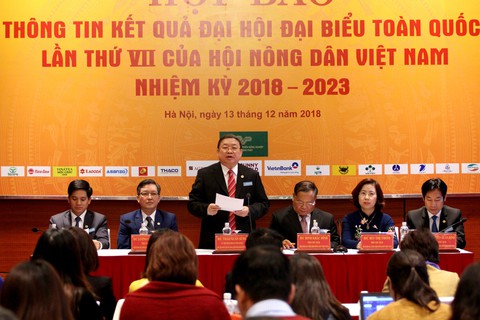 Học sinh cuối cấp sản xuất nông nghiệp được kết nạp hội viên Hội Nông dân - Ảnh 1. Học sinh cuối cấp sản xuất nông nghiệp được kết nạp hội viên Hội Nông dân - Ảnh 1.
