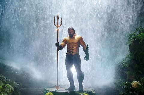Aquaman xem sướng mắt, nhưng không có gì để nhớ - Ảnh 2. Aquaman xem sướng mắt, nhưng không có gì để nhớ - Ảnh 2.