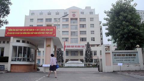 Bộ GD-ĐT không chấp nhận bản án tòa Hà Nội tuyên ông Quế thắng kiện - Ảnh 1. Bộ GD-ĐT không chấp nhận bản án tòa Hà Nội tuyên ông Quế thắng kiện - Ảnh 1.