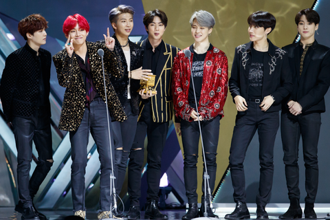 Đêm cuối MAMA 2018: Hương Tràm là nghệ sĩ châu Á xuất sắc nhất - Ảnh 3. Đêm cuối MAMA 2018: Hương Tràm là nghệ sĩ châu Á xuất sắc nhất - Ảnh 3.