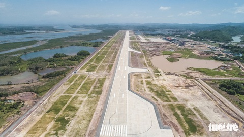 Hạ Long phát triển vượt bậc để thu hút du lịch - Ảnh 2. Hạ Long phát triển vượt bậc để thu hút du lịch - Ảnh 2.