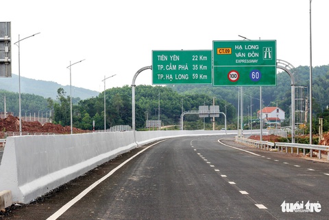 Hạ Long phát triển vượt bậc để thu hút du lịch - Ảnh 3. Hạ Long phát triển vượt bậc để thu hút du lịch - Ảnh 3.