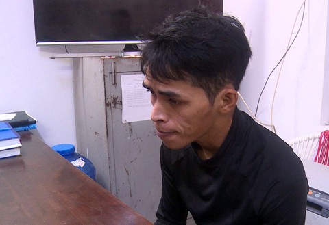 Bắt thanh niên chuyên dùng giấy giả, lừa thuê xe - Ảnh 1. Bắt thanh niên chuyên dùng giấy giả, lừa thuê xe - Ảnh 1.