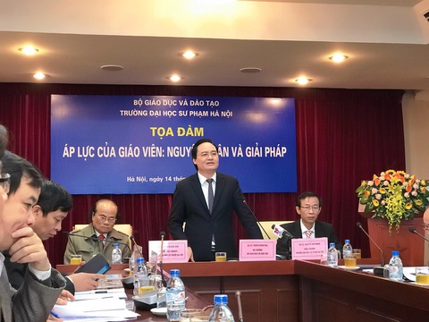 Bộ trưởng Phùng Xuân Nhạ: không thể vì áp lực mà đi ngược chuẩn mực - Ảnh 1. Bộ trưởng Phùng Xuân Nhạ: không thể vì áp lực mà đi ngược chuẩn mực - Ảnh 1.