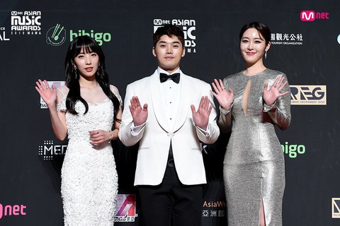 Đêm cuối MAMA 2018: Hương Tràm là nghệ sĩ châu Á xuất sắc nhất - Ảnh 7. Đêm cuối MAMA 2018: Hương Tràm là nghệ sĩ châu Á xuất sắc nhất - Ảnh 7.