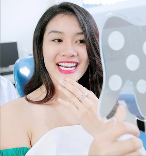 Nên tẩy trắng răng tại nhà hay phòng khám nha khoa? - Ảnh 4. Nên tẩy trắng răng tại nhà hay phòng khám nha khoa? - Ảnh 4.