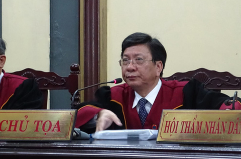 Luật sư của Vũ ‘nhôm’ có kiến nghị vì chưa được tranh luận đến cùng - Ảnh 2. Luật sư của Vũ ‘nhôm’ có kiến nghị vì chưa được tranh luận đến cùng - Ảnh 2.