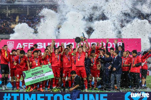 Những khoảnh khắc lịch sử của ĐT Việt Nam tại AFF cup 2018 - Ảnh 7. Những khoảnh khắc lịch sử của ĐT Việt Nam tại AFF cup 2018 - Ảnh 7.