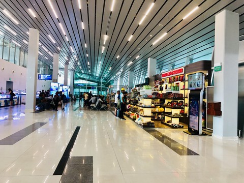 Nhà ga 1.000 tỉ ở sân bay Phú Quốc chính thức hoạt động - Ảnh 1. Nhà ga 1.000 tỉ ở sân bay Phú Quốc chính thức hoạt động - Ảnh 1.
