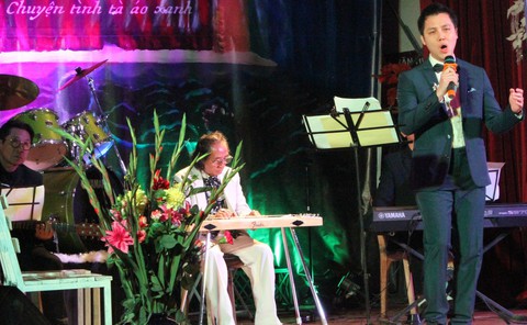 Một thời Hà Nội hát - Chuyện tình tà áo xanh - Ảnh 7. Một thời Hà Nội hát - Chuyện tình tà áo xanh - Ảnh 7.