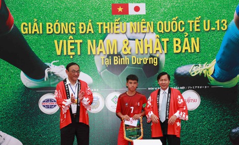 U13 Tokyu S Reyes vô địch giải bóng đá quốc tế VN - Nhật Bản - Ảnh 2. U13 Tokyu S Reyes vô địch giải bóng đá quốc tế VN - Nhật Bản - Ảnh 2.