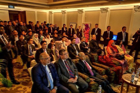 Thủ tướng Malaysia: Thần may mắn không đứng về phía đội tuyển Malaysia - Ảnh 1. Thủ tướng Malaysia: Thần may mắn không đứng về phía đội tuyển Malaysia - Ảnh 1.